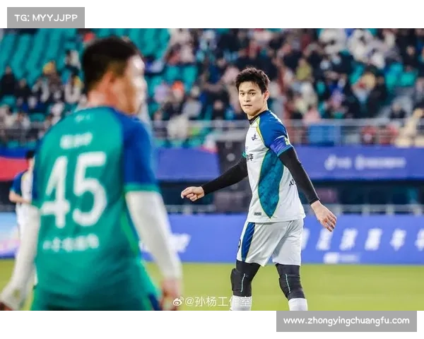 王濛孙杨跨界对决足球赛 打破次元壁的巅峰对抗引爆全场 王濛孙杨跨界对决足球赛 打破次元壁的巅峰对抗引爆全场